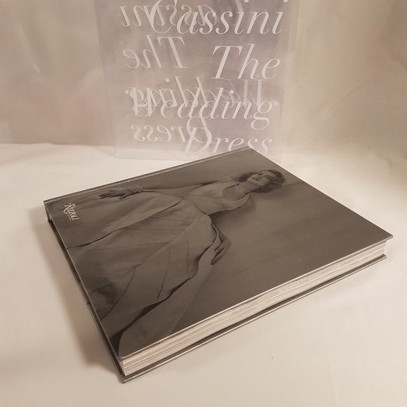 Book The Wedding Dress by Oleg Cassini with Acetate Jacket Cover Fashion History - Picture 7 of 15